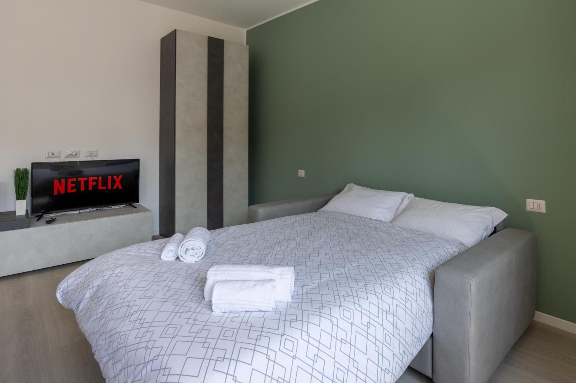 Appartamento Duomo - 6 Stops From Duomo, 5min From Station, Ac, Netflix, Milano