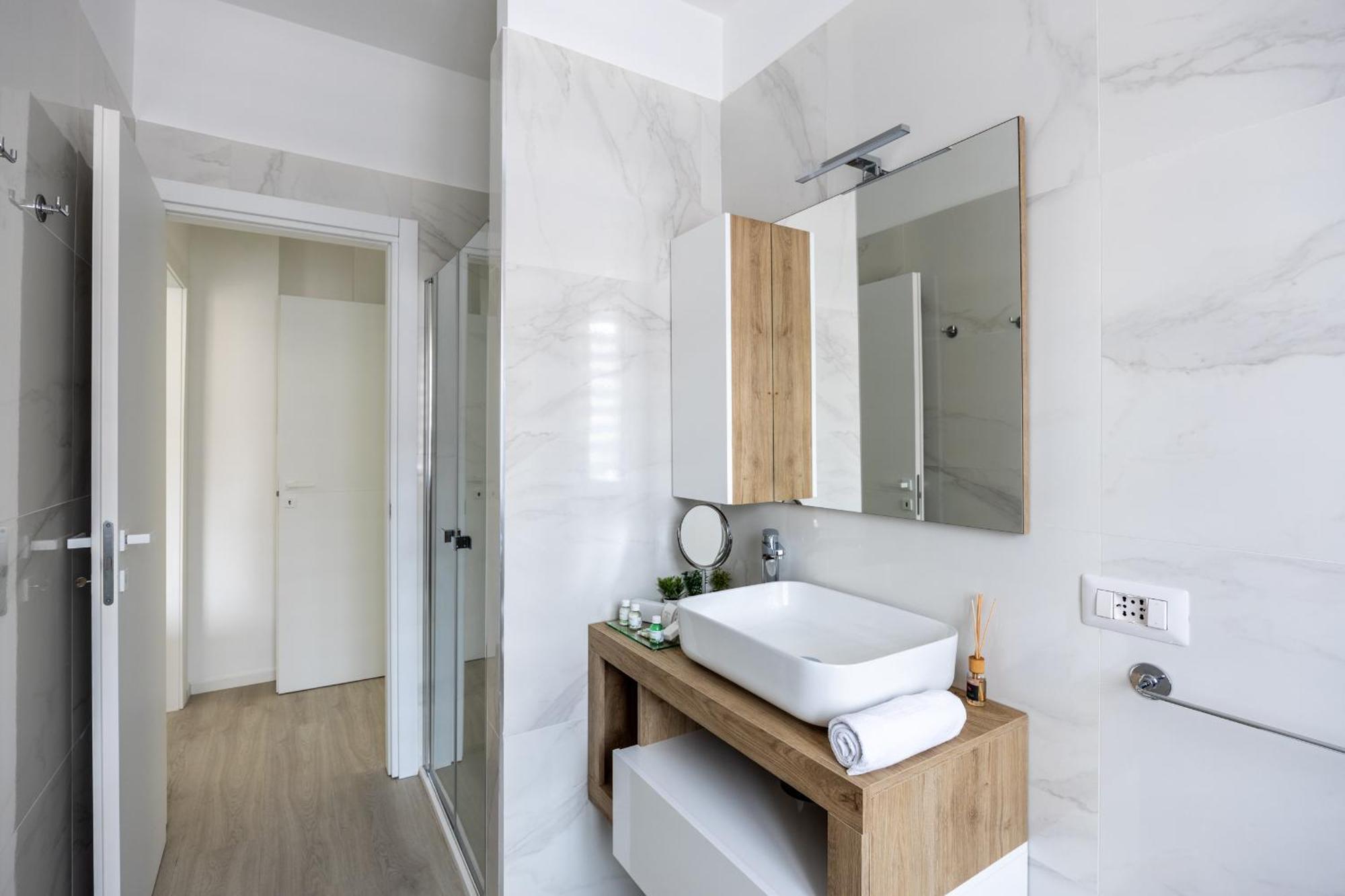Appartamento Duomo - 6 Stops From Duomo, 5min From Station, Ac, Netflix,